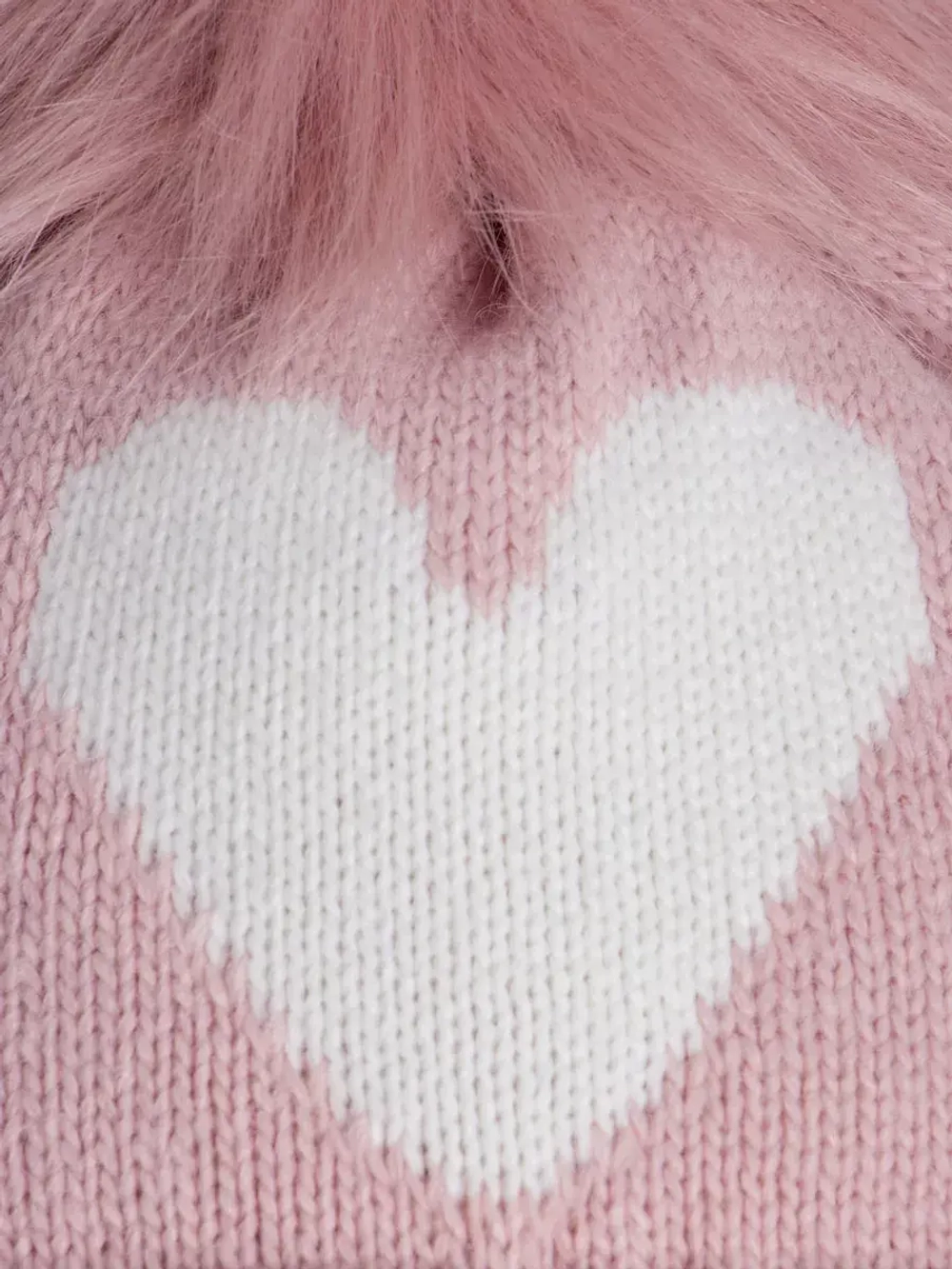 Шапка детская зимняя и манишка