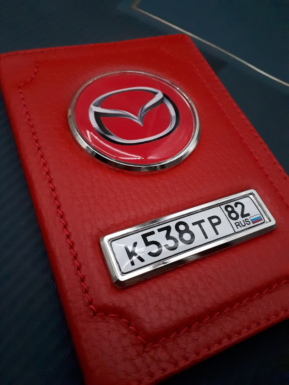 красная обложка для автодокументов