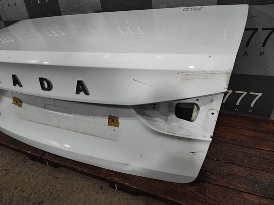 Крышка багажника LADA Vesta 22-нв Б/У Оригинал 8450013789