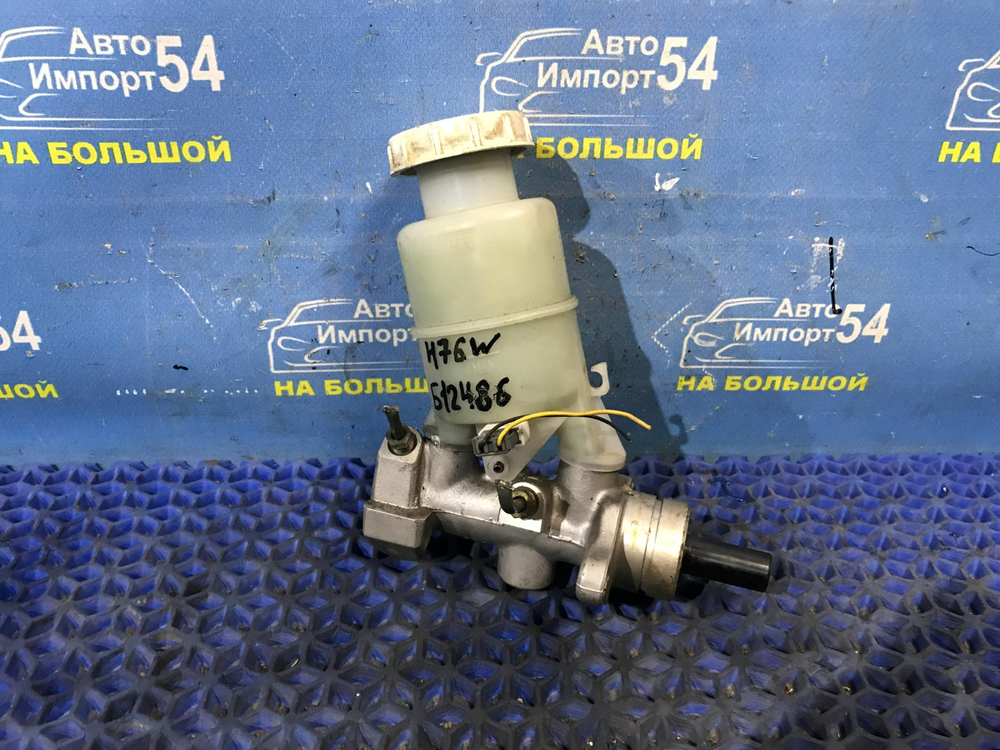 Главный тормозной цилиндр MITSUBISHI PAJERO IO 1998-2000