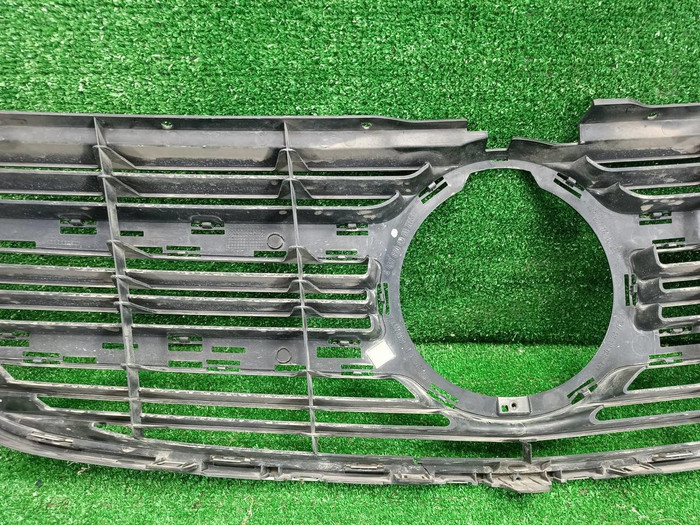 Решетка радиатора Mercedes V W447 (2014-н.в.)