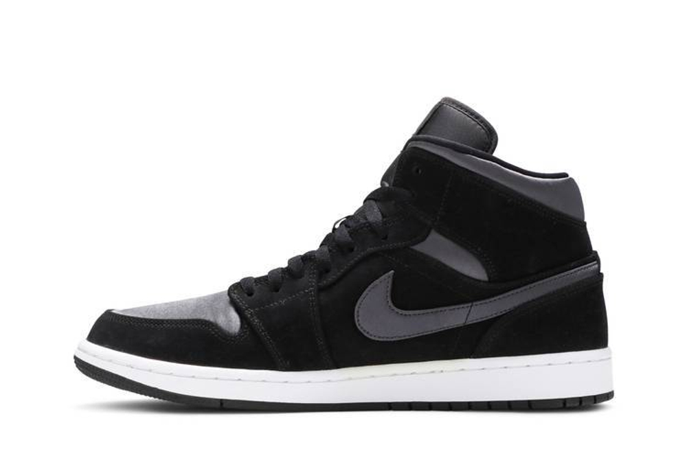 Кроссовки Jordan Air Jordan 1 Mid Se