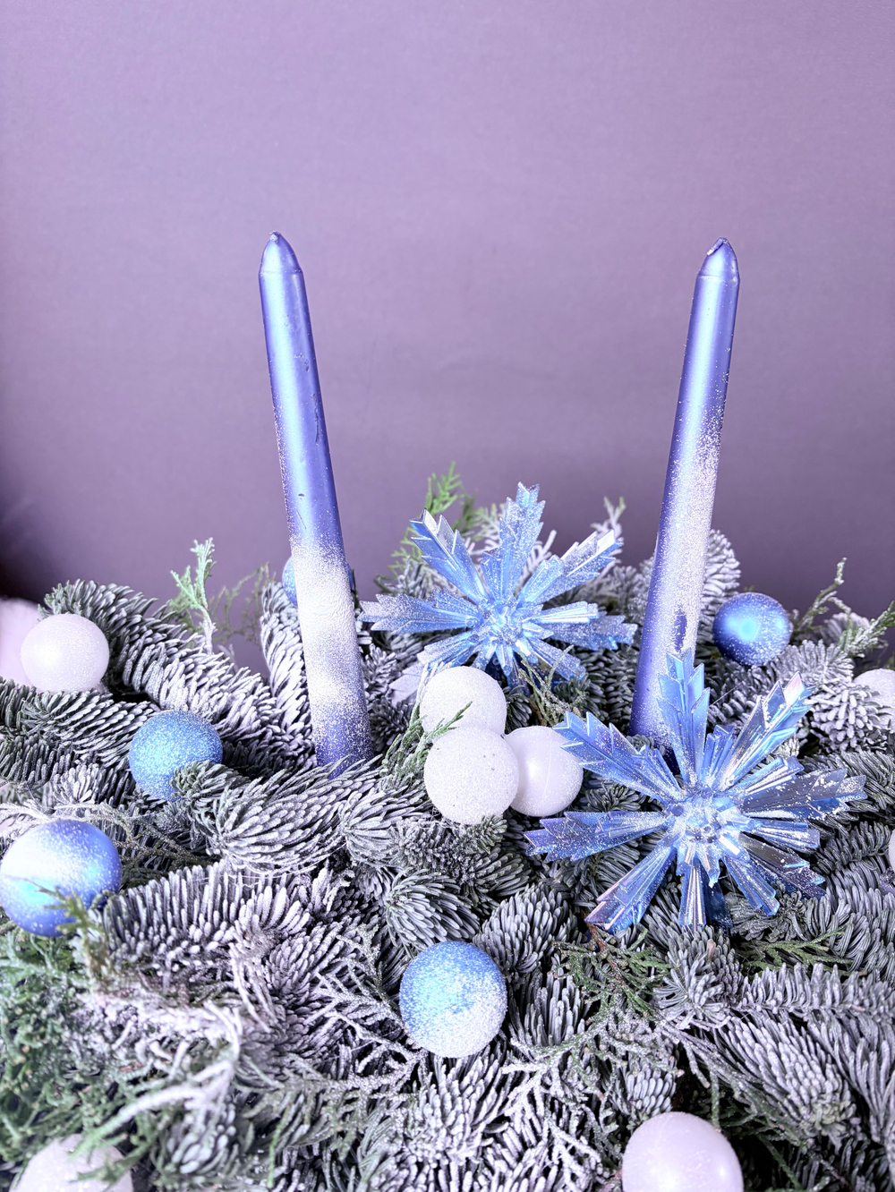 Новогодняя композиция «Синий иней»