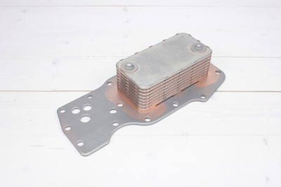 Теплообменник масляный Cummins 6ISBe 0812 /маслоохладитель/