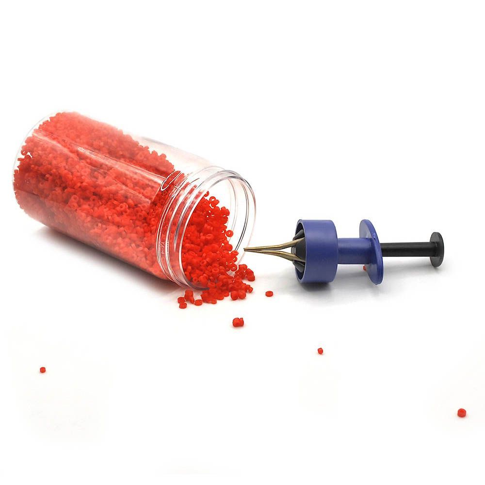 Пучковяз с кембриками в банке