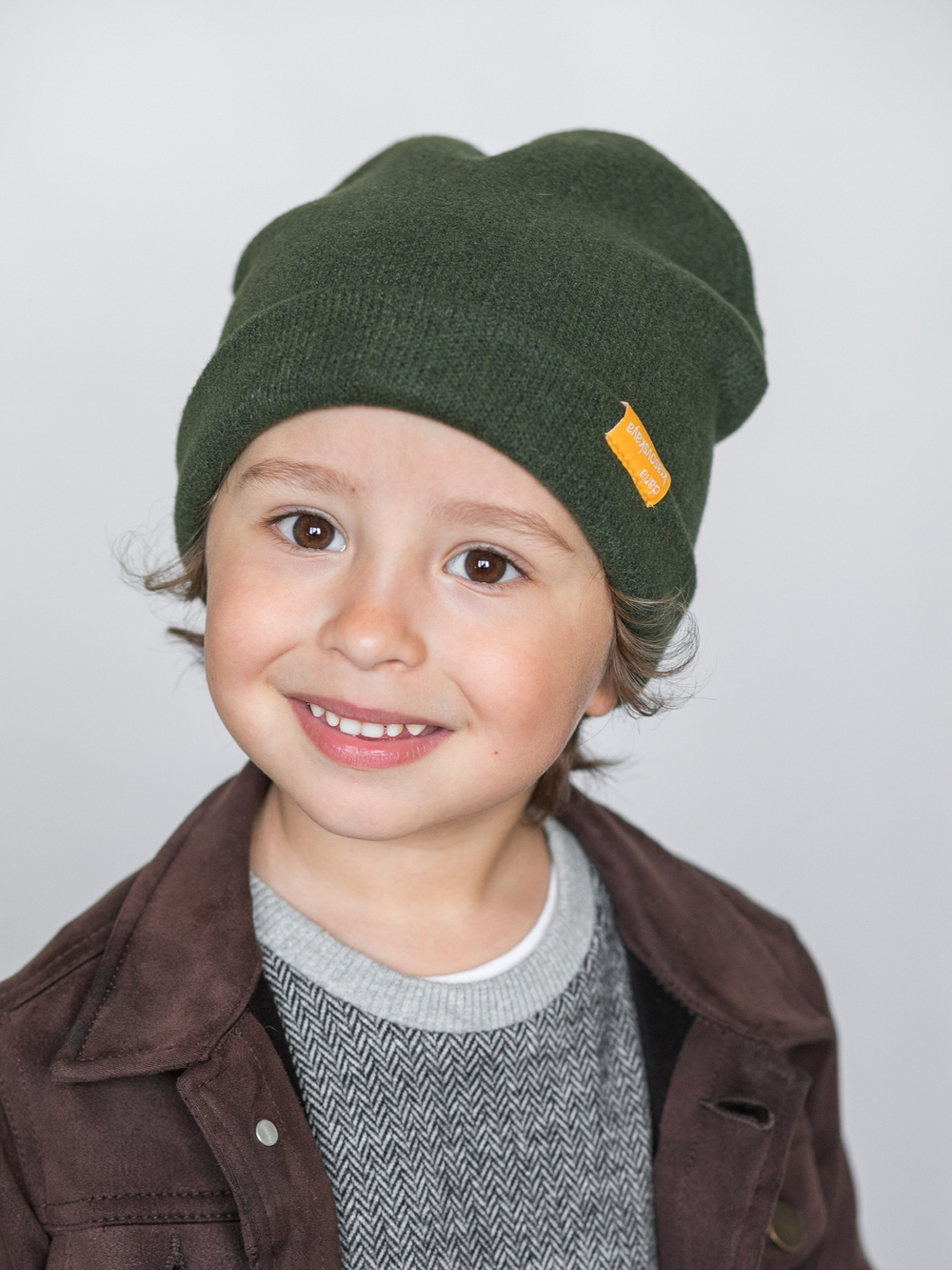 детская шапка из итальянской шерсти зеленая
