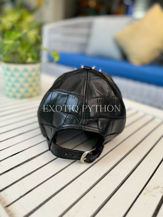 Бейсболка из кожи крокодила AC-112
