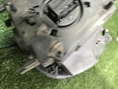 Фара левая Bentley Bentayga (2015-2020) LED