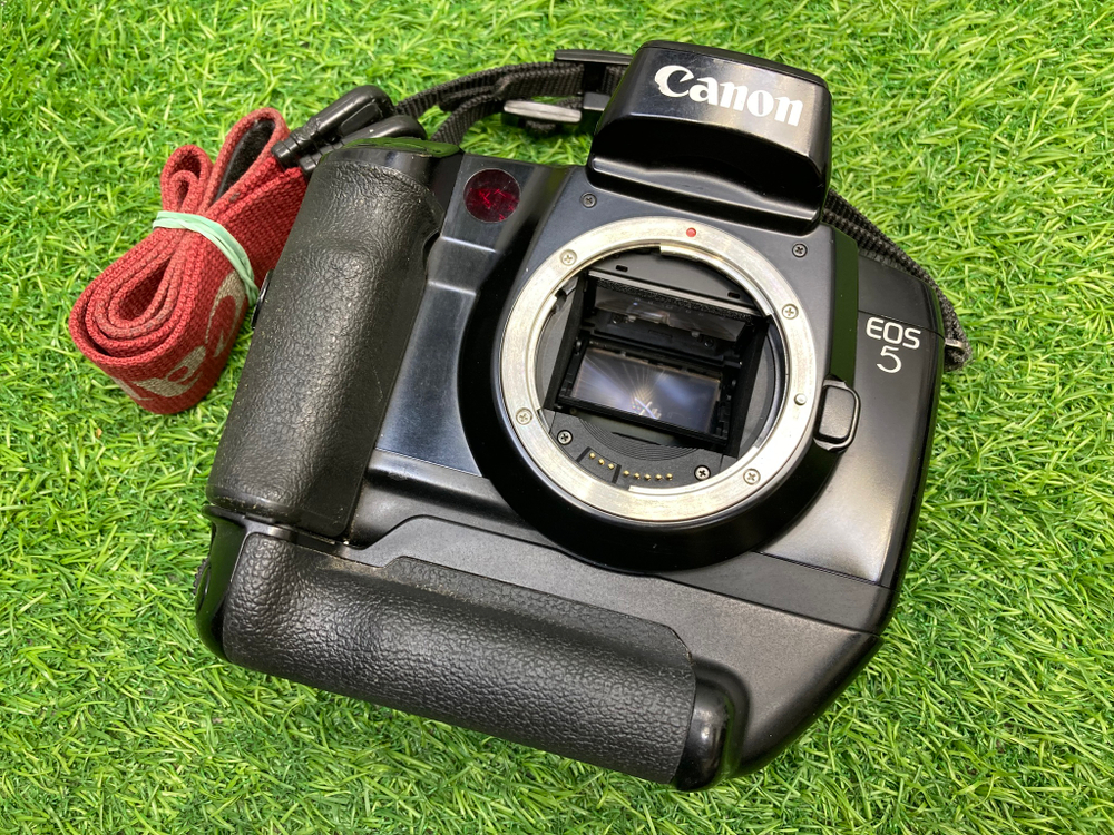 Canon EOS 5
