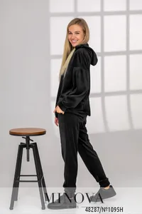 Костюм 1095Н-чёрный Minova