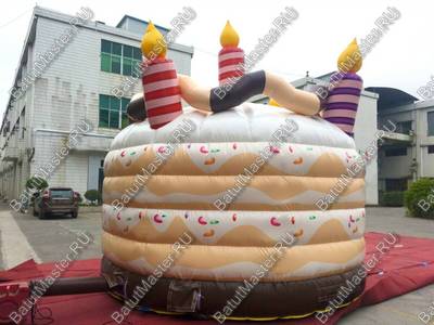 Коммерческий надувной батут "Торт"