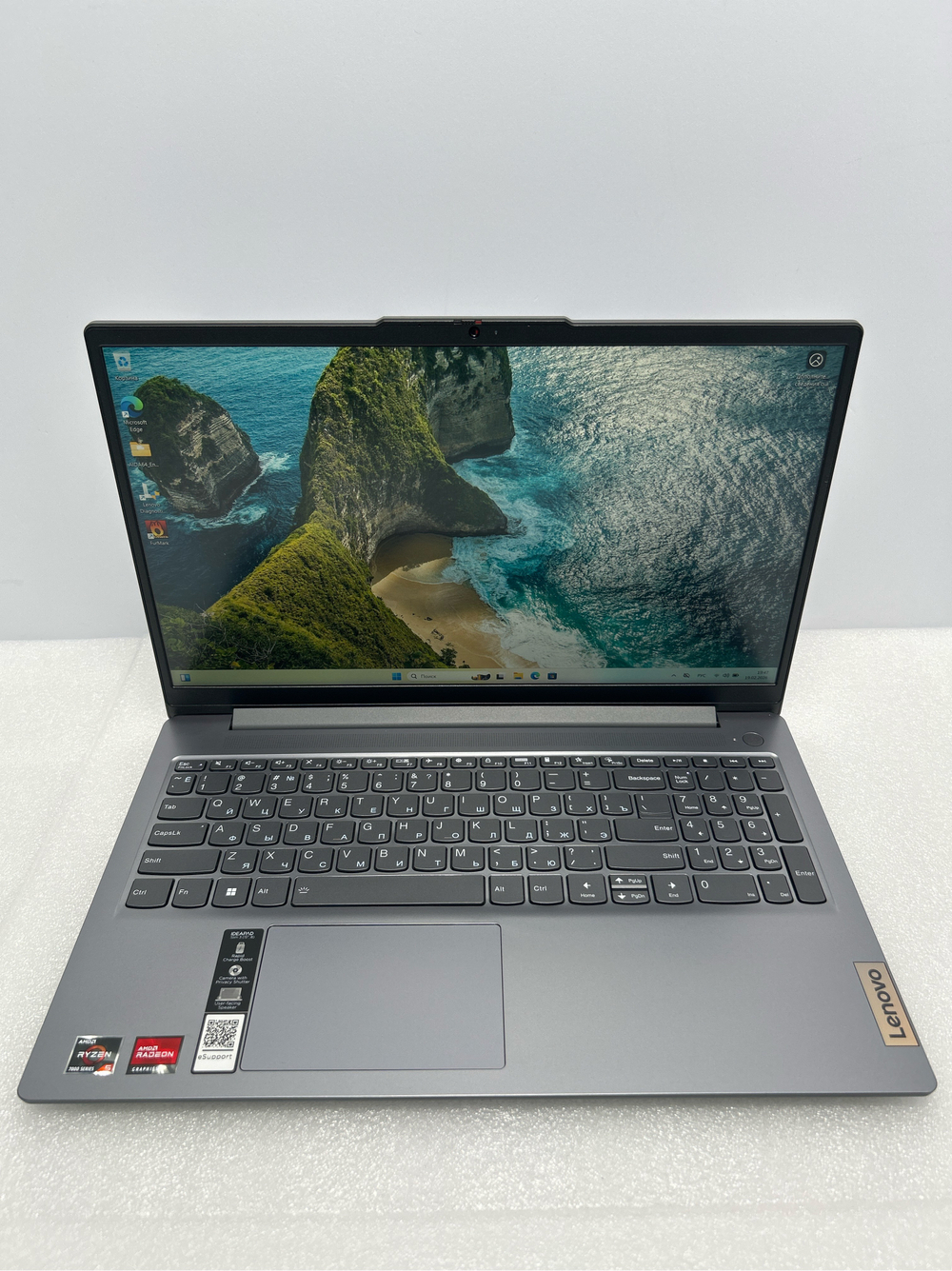 Ноутбук Lenovo IdeaPad Slim 3 15ABR8 (82XM00FYIN) 15.6"/AMD Ryzen 5 7530U/RAM 8GB/SSD 512GB/AMD Radeon Graphics/1920x1080/IPS/DOS/Подсветка кл-ры: LED/серый. Состояние: B1