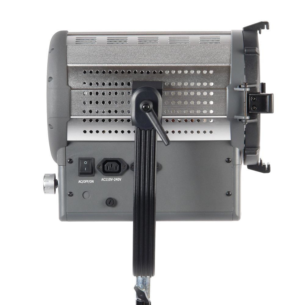 Светодиодный осветитель GreenBean Fresnel 500 LED X3 DMX