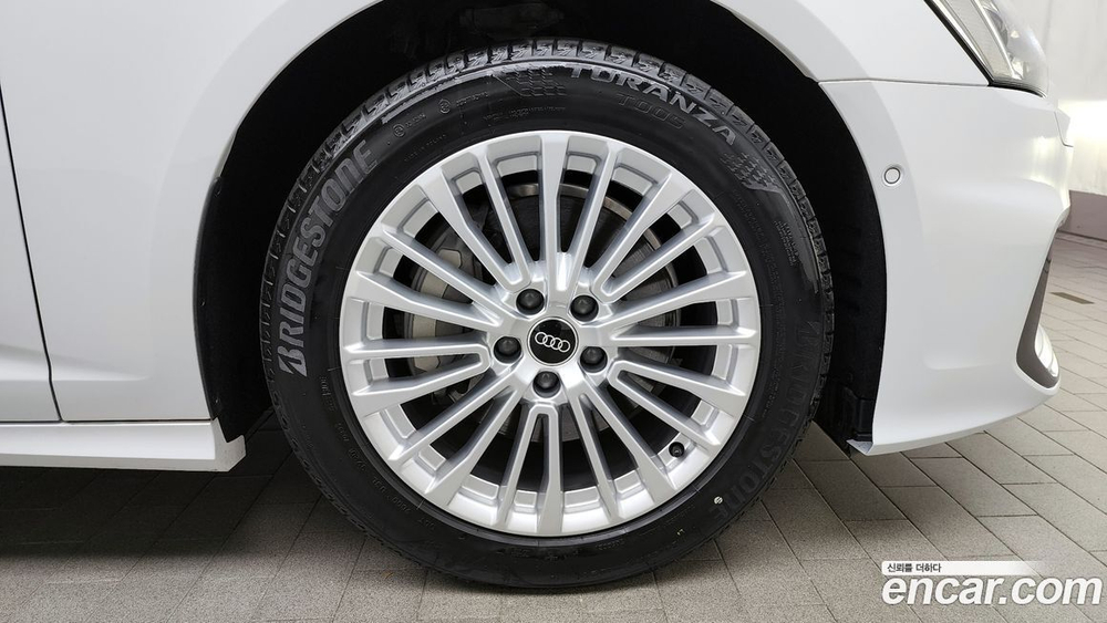Audi A6 (C8) 45 TFSI Premium (07.2021)