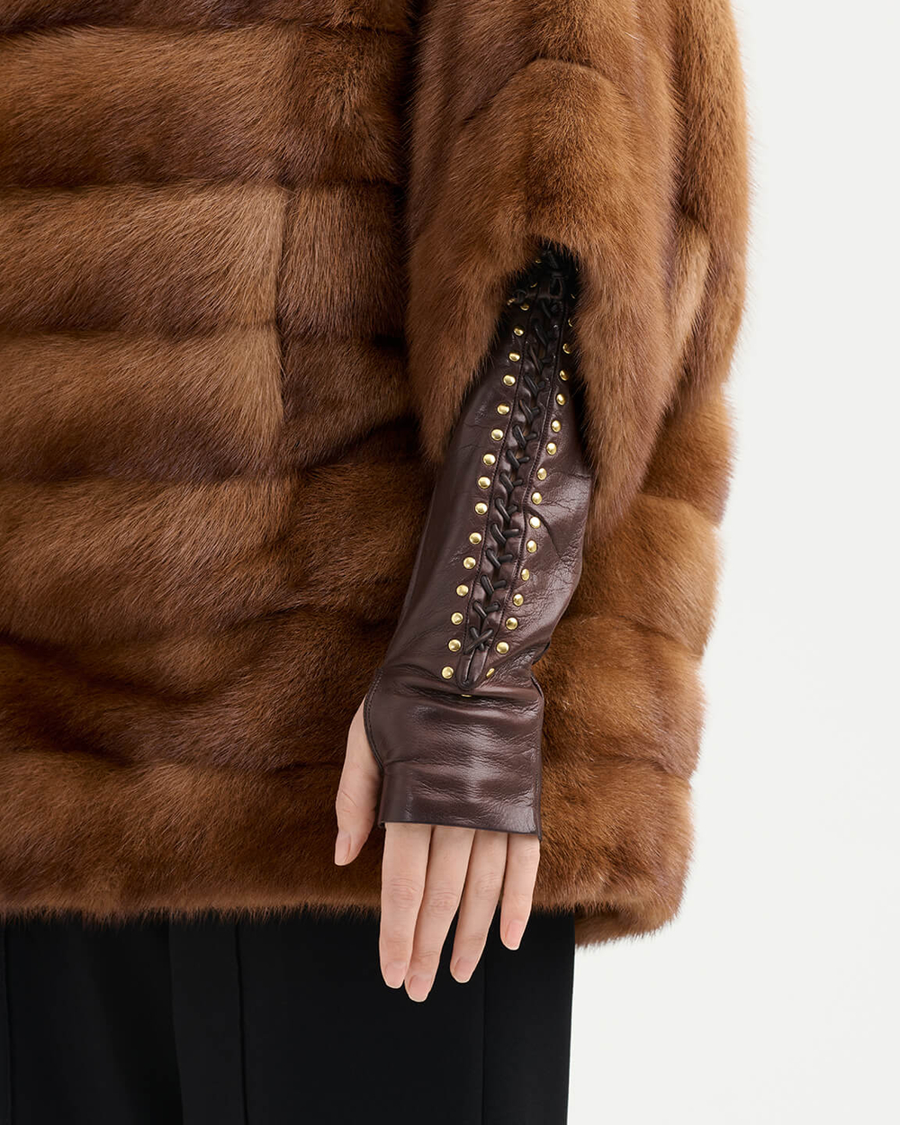 Рукава из натуральной кожи