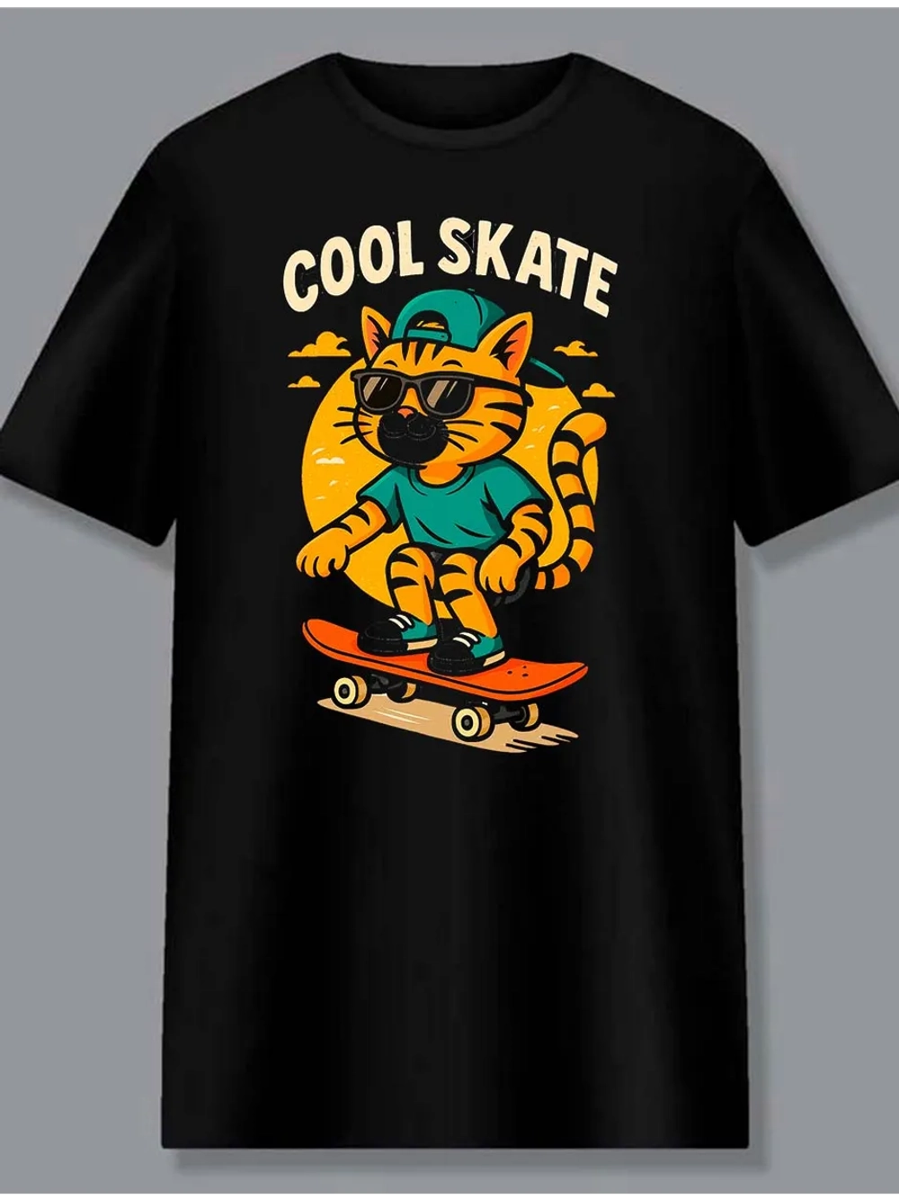 Футболка черная с принтом кот на скейте