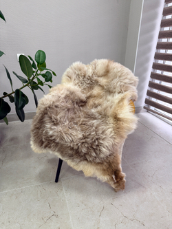 Шкура коврик меховой прикроватный овчина, 120х65 см.