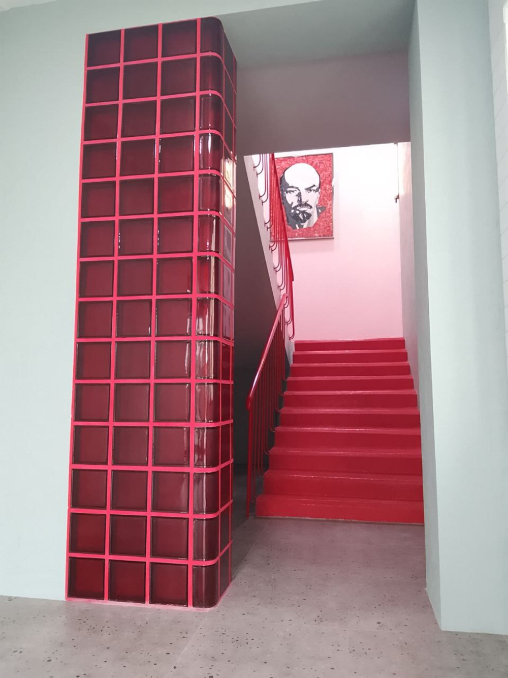 Стеклоблок самба красный окрашенный изнутри Vitrablok 19x19x8