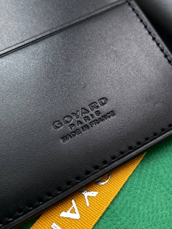 Обложка для паспорта Goyard