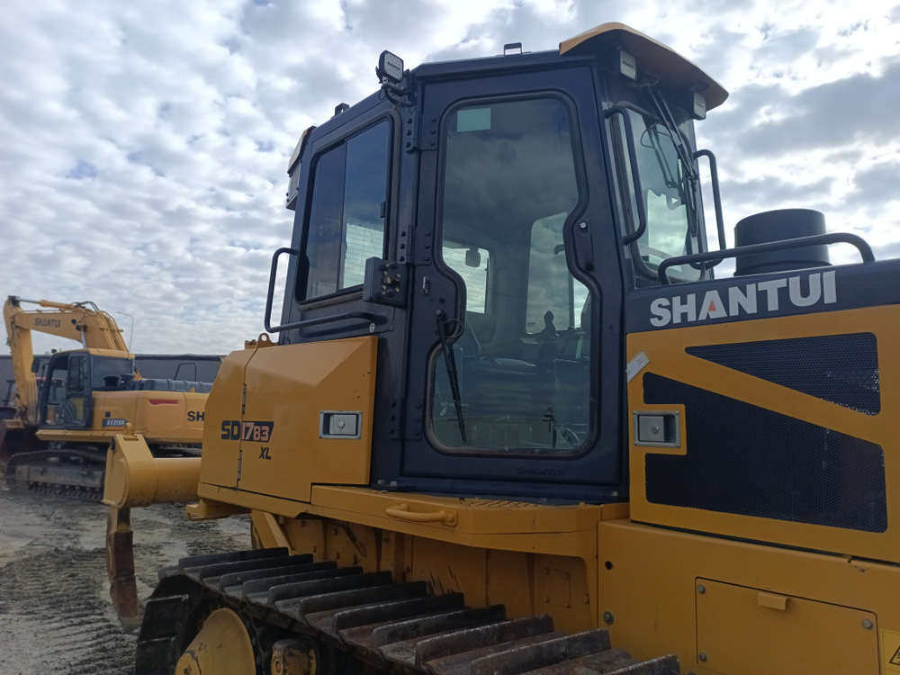 SHANTUI SD Бульдозер SD17B3 XL (Дизельный, 9,7 л, 190 л.с., АТ)