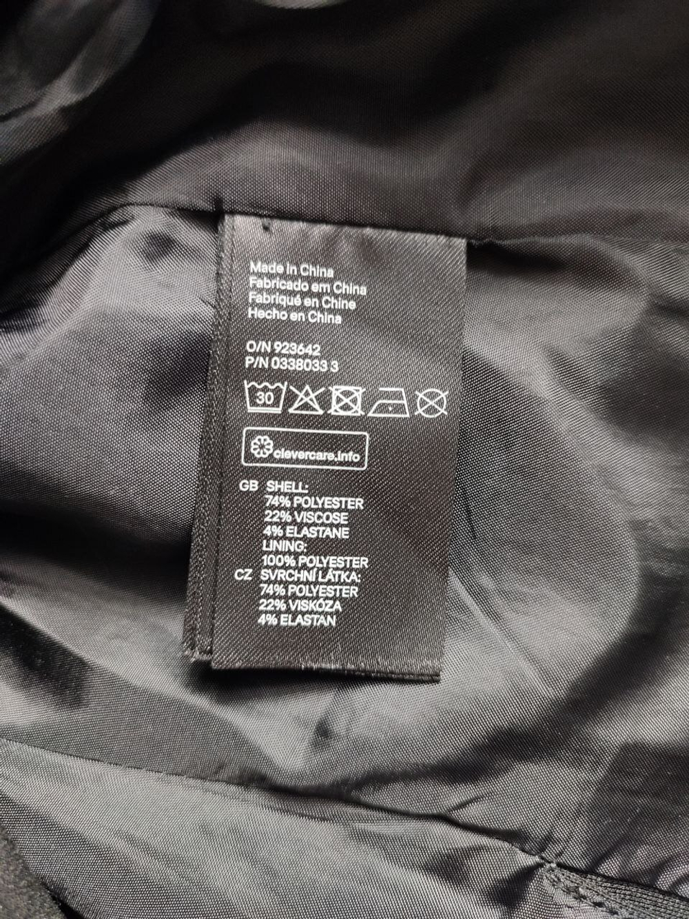 Жакет H&M приталенный, маркировка 32, визуально на 38 размер