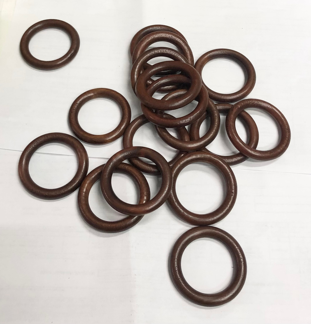 Кольцо деревянное для карнизных штанг d20, 28, 35 мм, цвет красное дерево