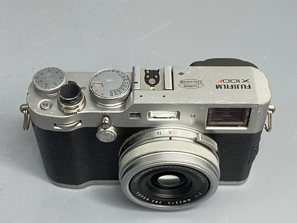 FujiFilm X100F Не исправен видоискатель