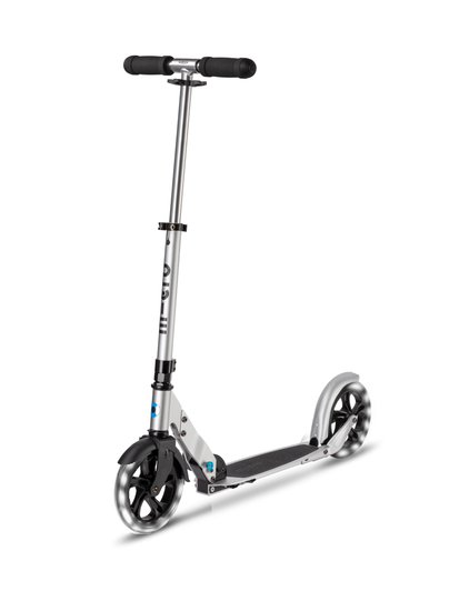 Самокат Micro Classic LED серебристый матовый