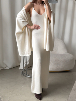 Комплект вязаный, длинное платье на лямках и короткий кардиган