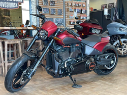 Harley-Davidson Softail FXDR 114