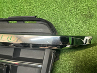 Решетка перед. бампера VW Touareg 3 (18-23) R-line