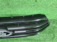 Решетка радиатора Lada Vesta (2015-н.в.)