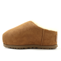 UGG Pumped Slide Chestnut