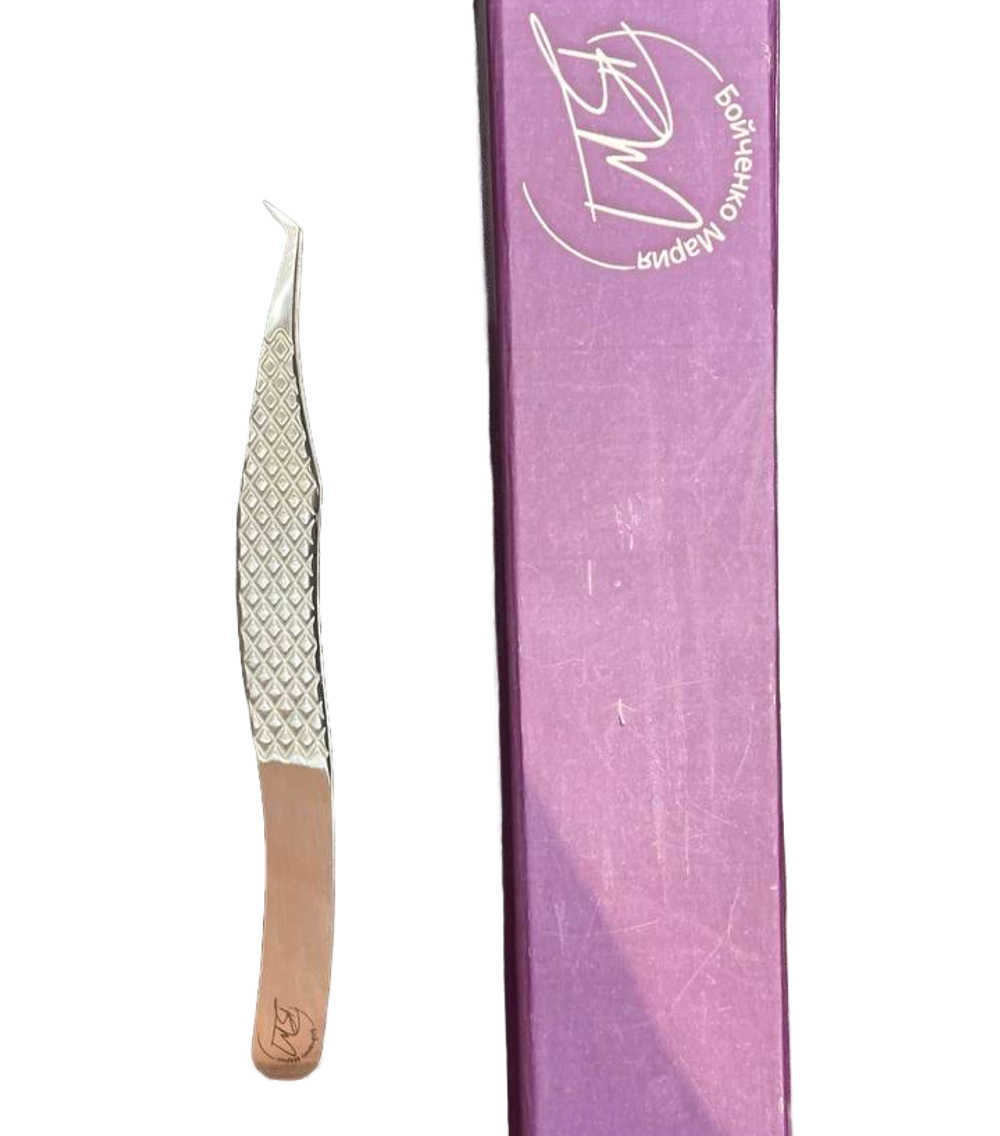 Пинцет для наращивания ресниц 45° №5 BM