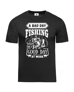 Футболка A bad day fishing прямая черная с белым рисунком