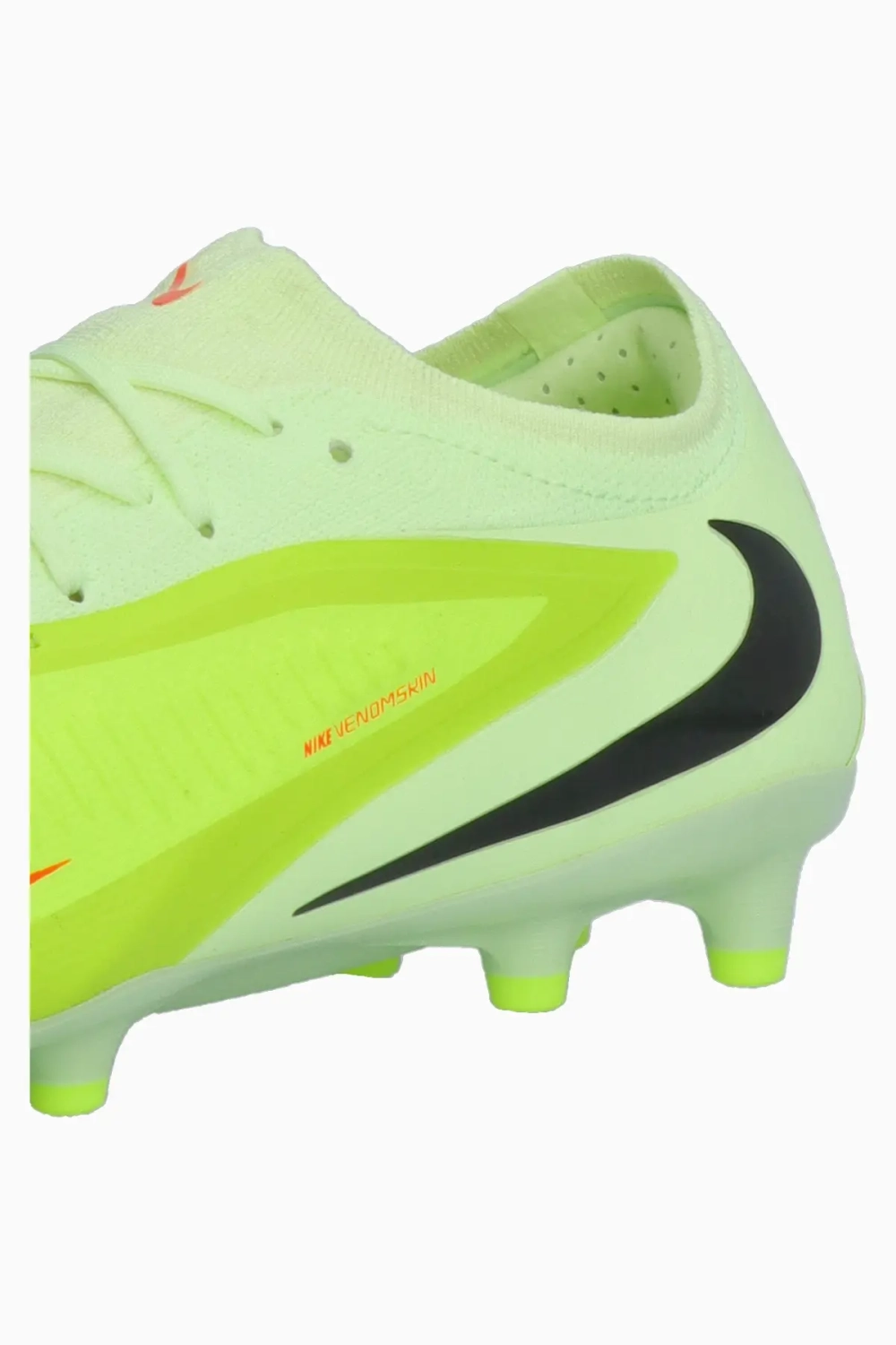 Бутсы Nike Phantom 6 Low Pro AG-Pro - желтый