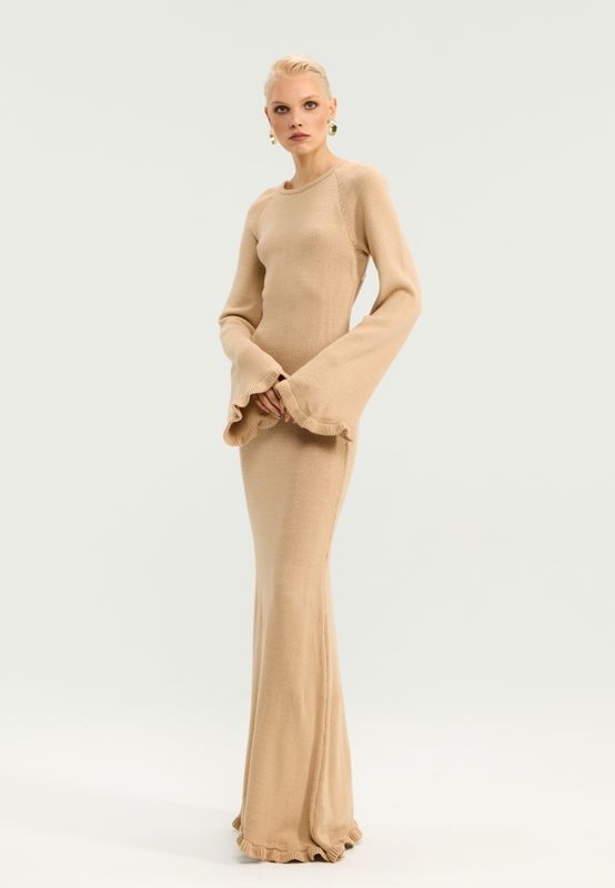 Платье длинное трикотажное с открытой спиной