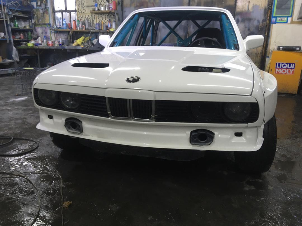 BMW E30 Моноресница (Реплика "Стекловолокно")