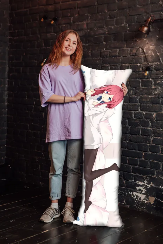 Дакимакура Мику Накано №3