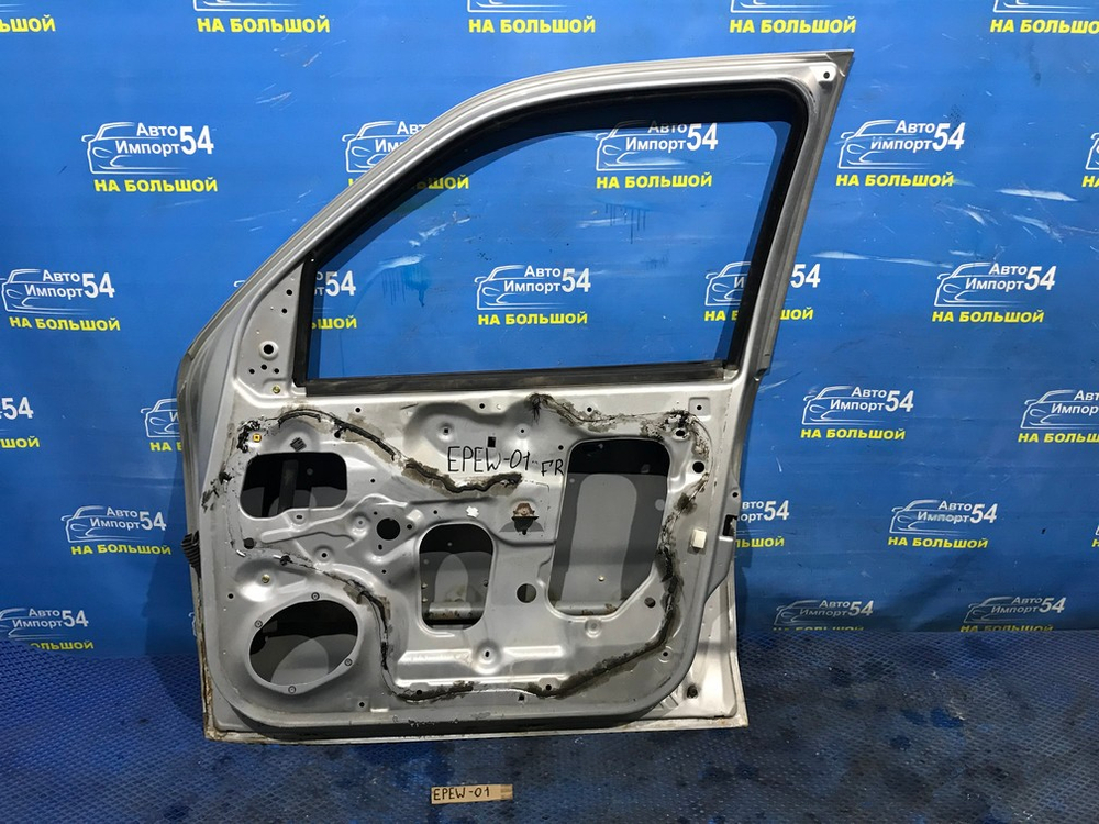 Дверь передняя правая MAZDA TRIBUTE 2000