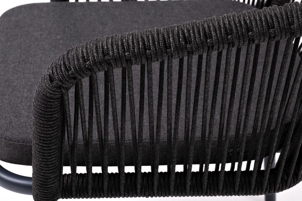 "Марсель" стул плетеный из роупа, каркас алюминий темно-серый (RAL7024) муар, роуп темно-серый круглый, ткань темно-серая 027