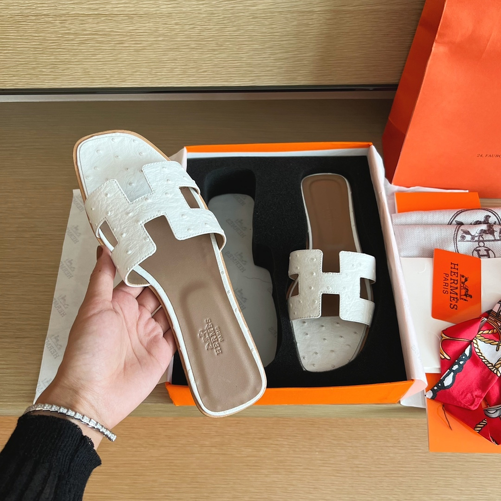 Hermes Oran Sandal