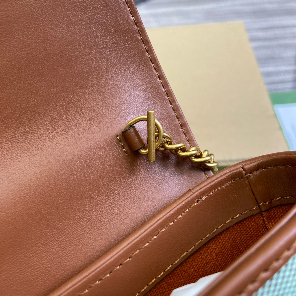 Gucci GG Super Mini Shoulder Bag 16 cm