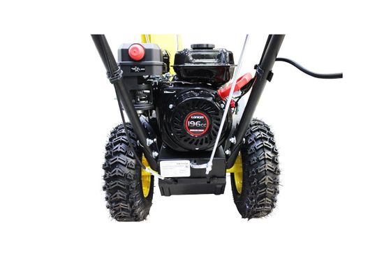 Бензиновый снегоуборщик "SNIRREX" SLC 6556FM