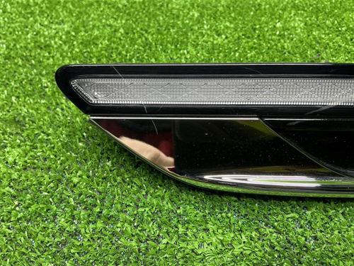 Указатель поворота левый Genesis GV80 (2020-н.в.)