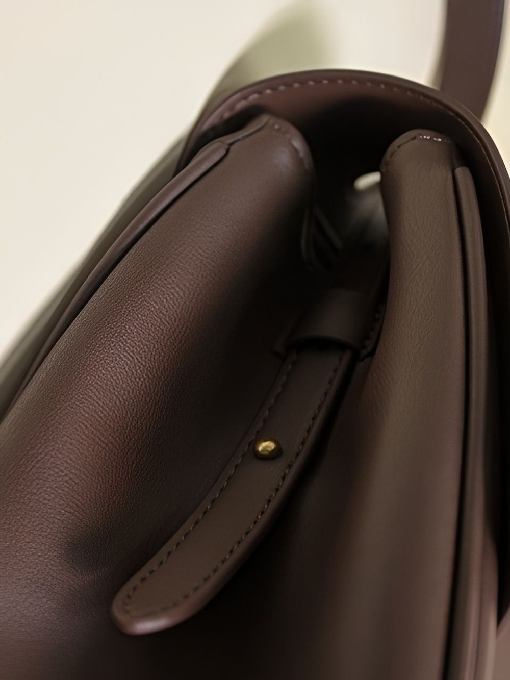 женская сумка на плечо из натуральной кожи