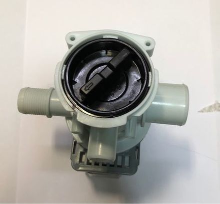 Насос сливной для стиральной машины Hansa (Ханса) 1018641 в сборе с улиткой