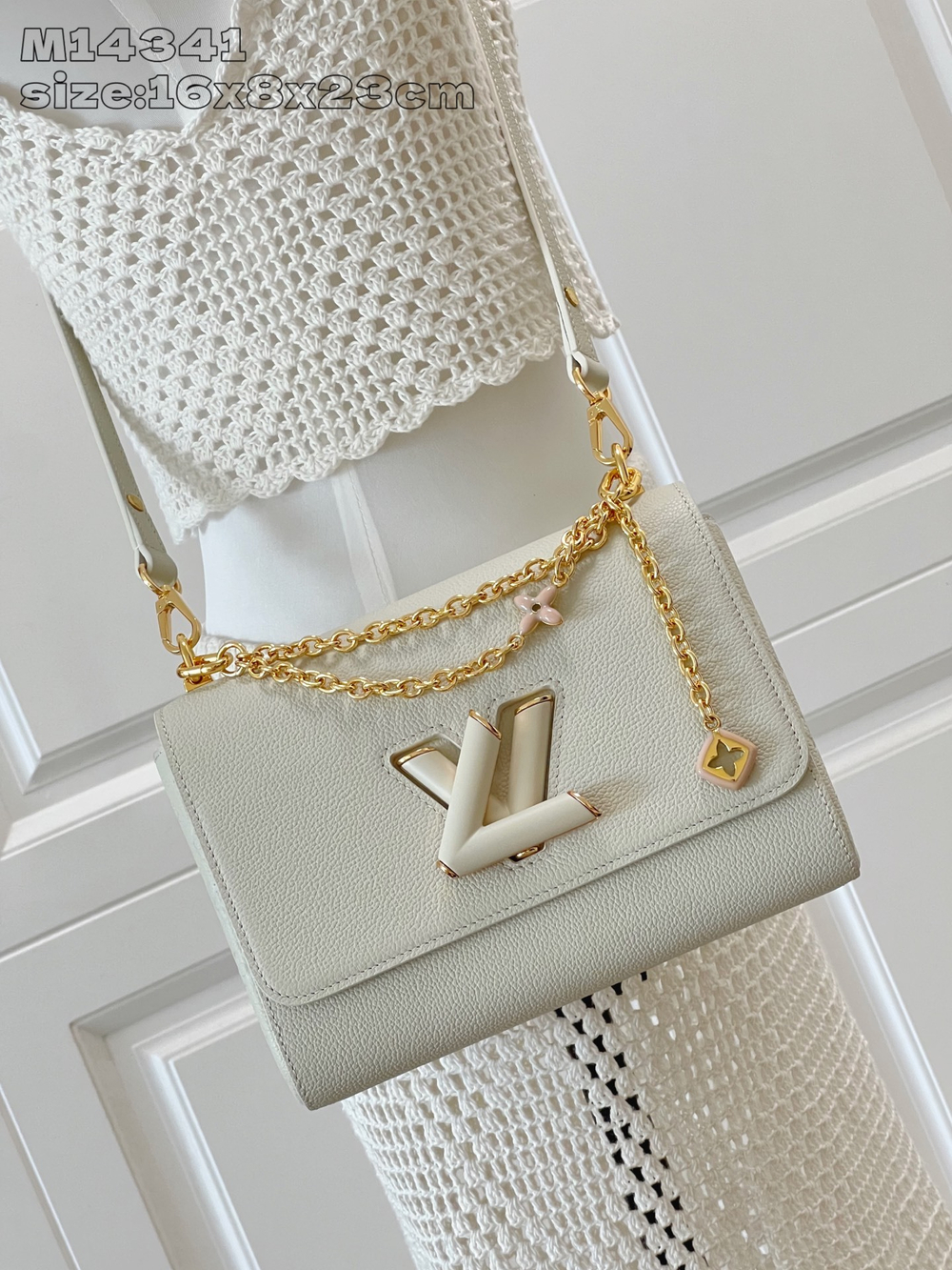Louis Vuitton Twist MM Slim