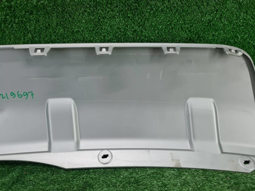 Накладка юбки заднего бампера Land-Rover Discovery 5 (2016-2021)