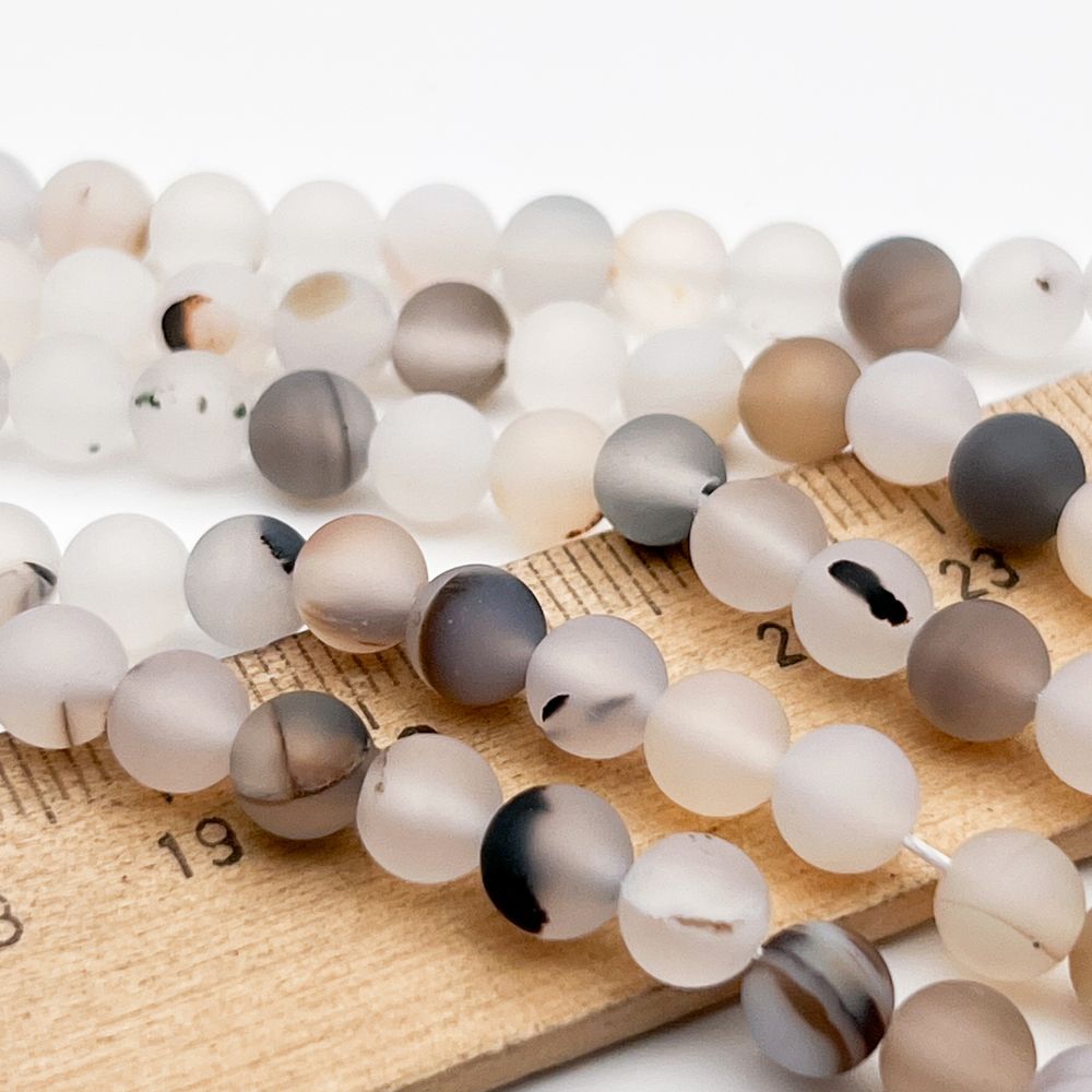 Халцедон матовый бусины, диаметр около 6,2-6,4 мм, цена за 31-32 шт (1/2 нити)